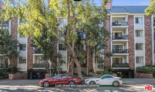 Photo - 1375 Kelton Ave Unit 407