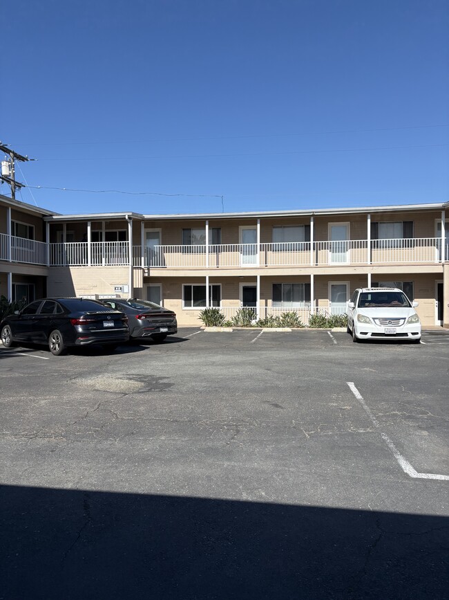 Photo - Apartments on Cass St.