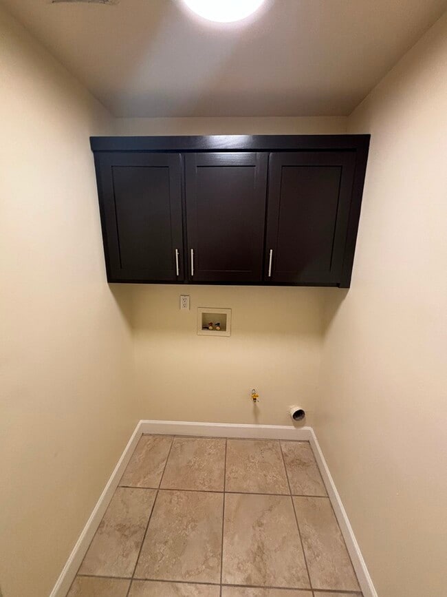 Photo - 426 W 109th Pl