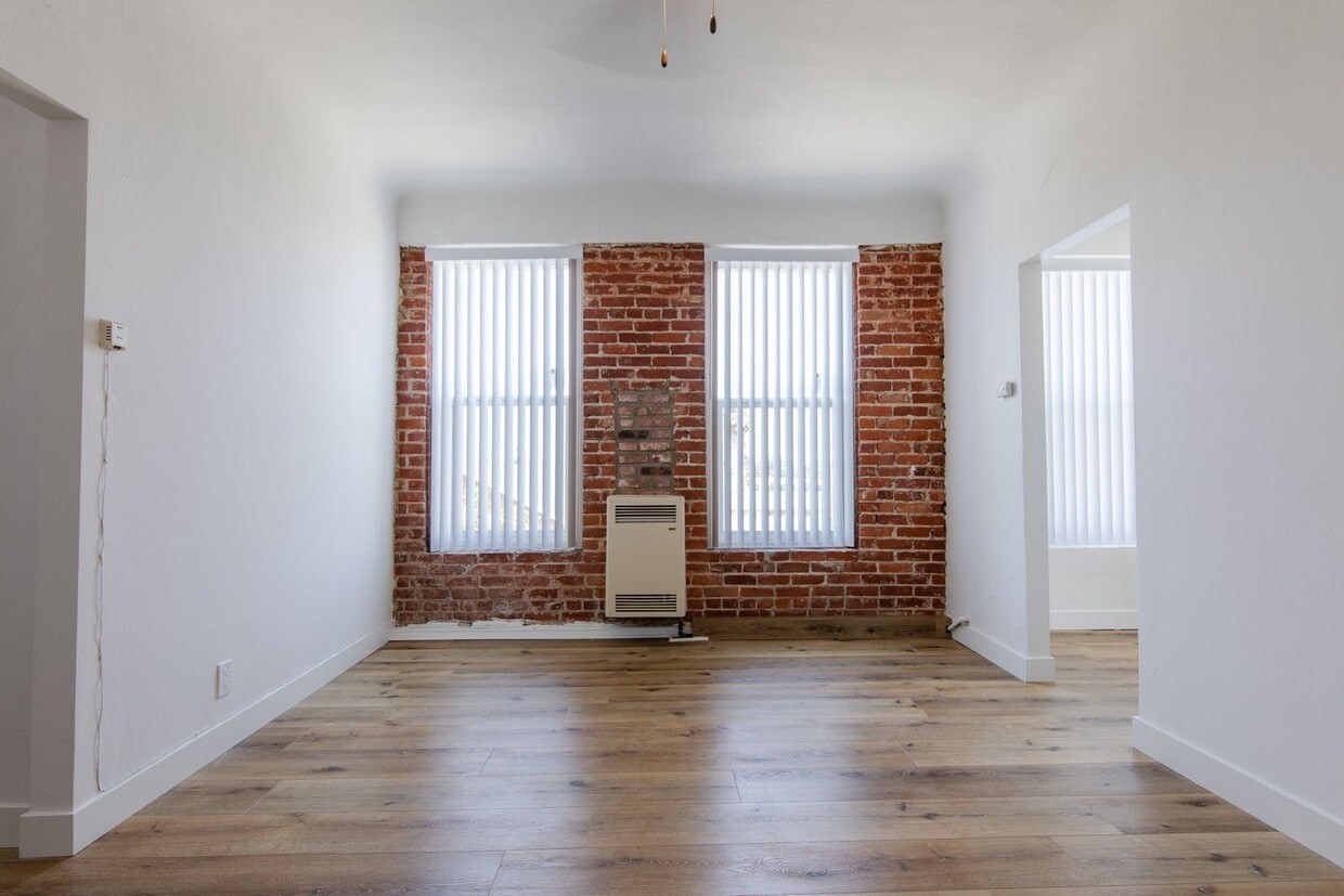 Floor Plan - Studio