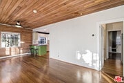 Photo - 316 E Ellis Ave