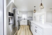 Photo - 641 Joann St