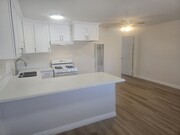 Photo - 14323 Haynes St