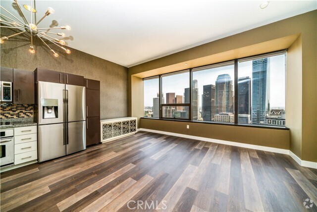 Building Photo - 1100 Wilshire Blvd Unit 2707 Rental