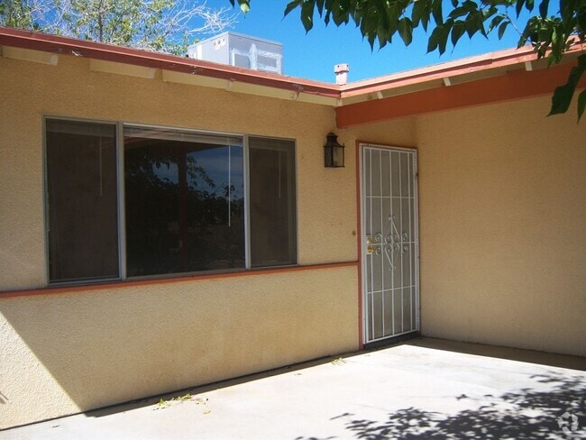 Building Photo - COMING SOON Rental