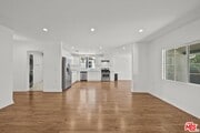 Photo - 6712 Cedros Ave