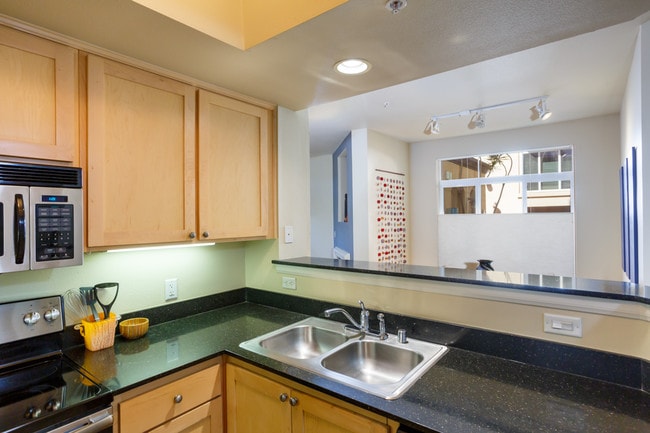 Photo - 2400 Fifth Ave