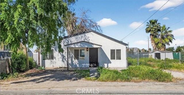 Photo - 475 Transit Ave