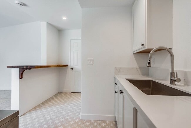 Photo - 1201 Wynn St