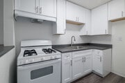 1BR, 1BA, Den - 630SF - Kitchen - Moonraker Apartments