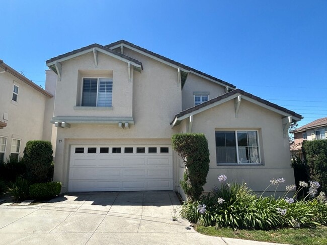 Photo - Lovely 3 Bed 2.5 Bath Home in Gated Community in Stanton