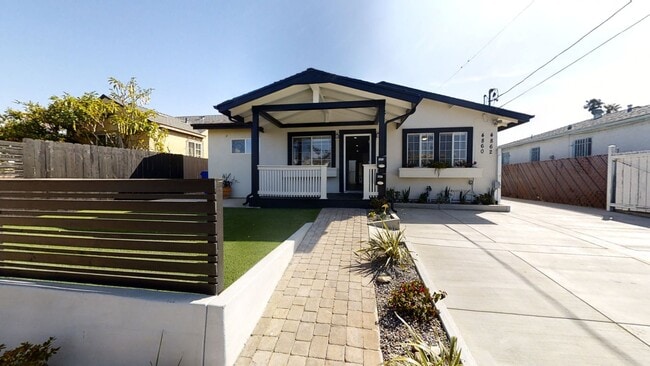 Renovated 5 bed 3 bath house on Art St - Renovated 5 bed 3 bath house on Art St