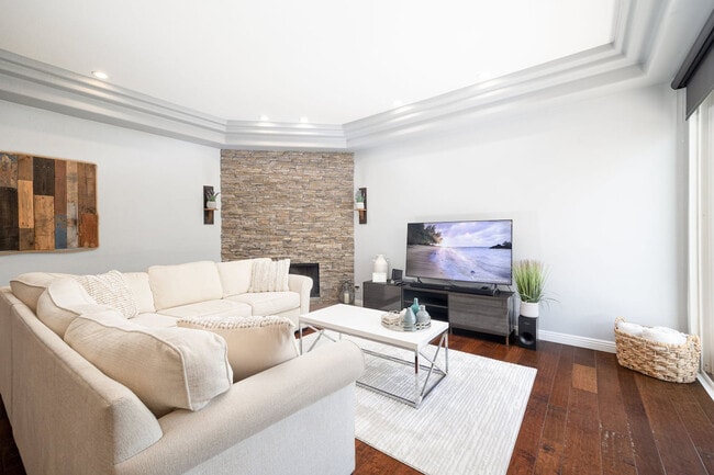 La Jolla 3-Bedroom Apartments for Rent