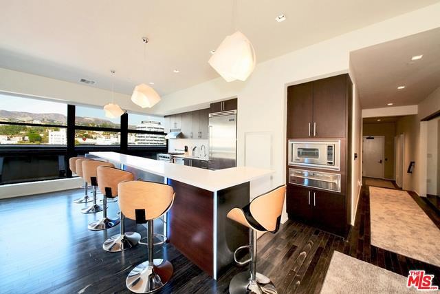 Photo - 1645n Vine St Unit 908