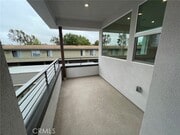 Photo - 691 S Lyon St