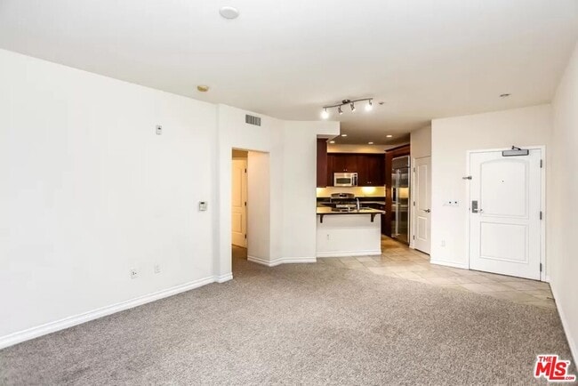Photo - 629 Traction Ave Condo Unit 604