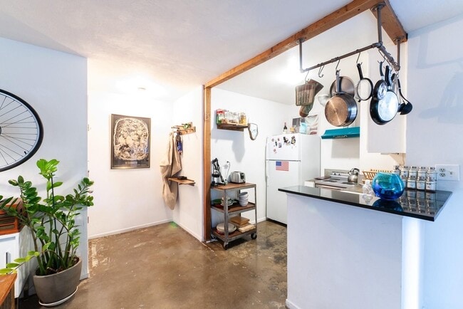 Photo - 256 S La Fayette Park Pl Unit 111