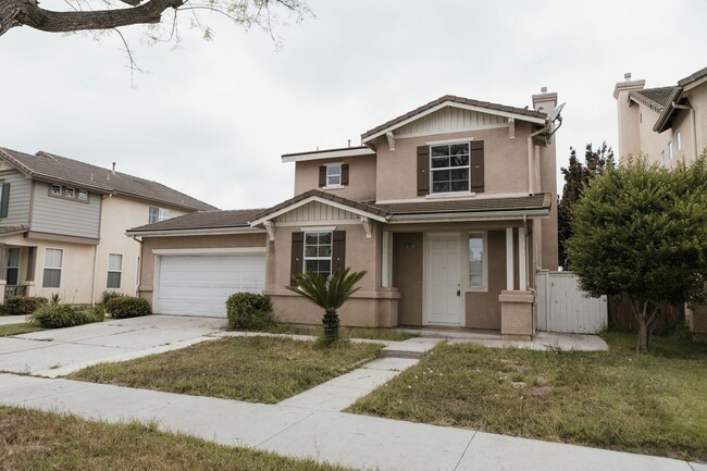 Photo - 1605 Snow Ave