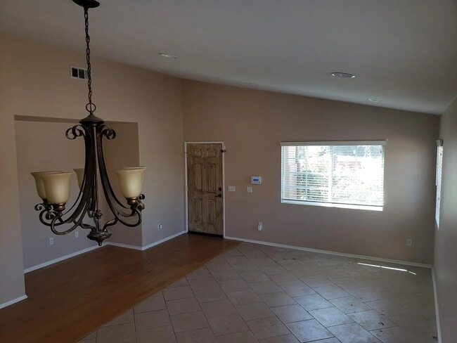 Photo - 27670 Hollyoak Way