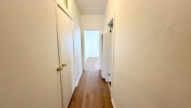 Photo - 3896-3896 Logan Ave Unit 3890