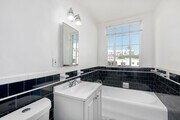 Studio - 500SF - Bathroom - Wilshire Mediterranean Apartments