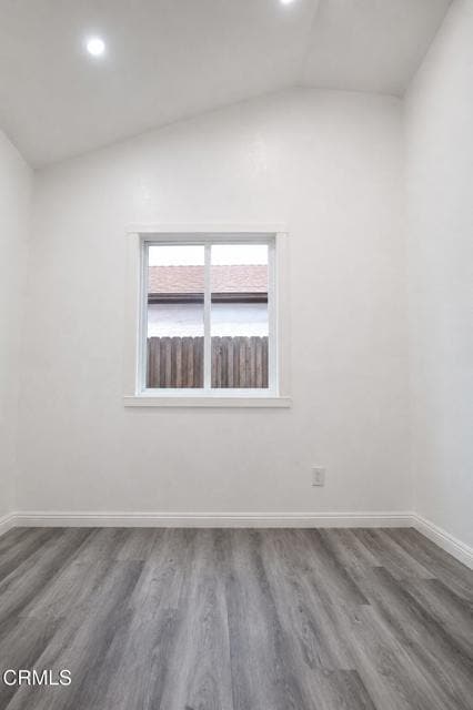 Photo - 315 N H St