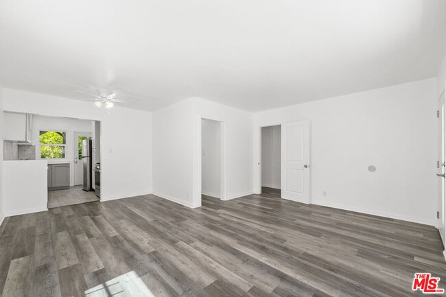 Photo - 8708 Sherwood Dr
