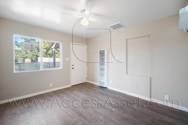 Photo - Charming Two Bedroom Home in Convenient Perris Location