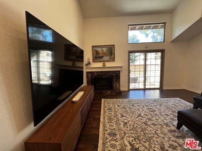 Photo - 7825 Seaglen Dr Unit 34