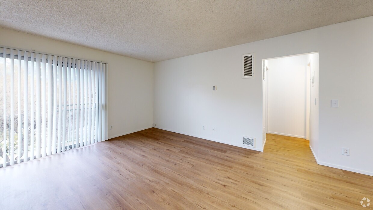 3D Tour - Figueroa Gardens