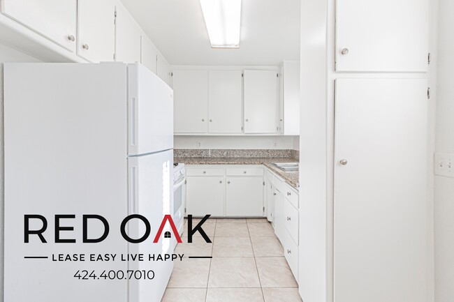 Photo - 4838 Hazeltine Ave Unit 2