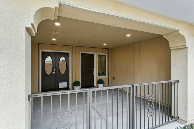 Photo - 3440 Doheny Way