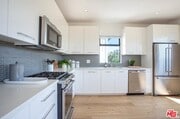 Kitchen - 3756 Brilliant Dr House