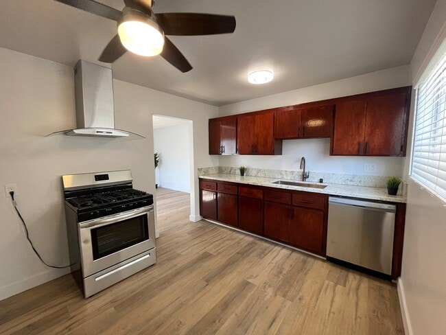 Sahara - Sahara Apartments