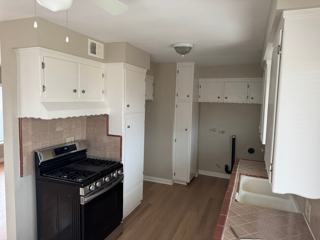 Photo - 2227 W Beverly Blvd Unit 2227