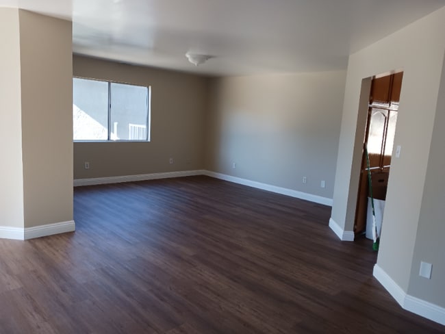 Photo - 13319 Castana Ave