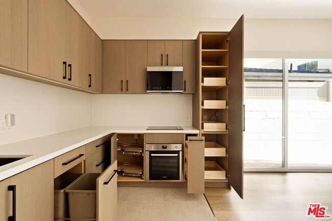 Photo - 2325 27th St