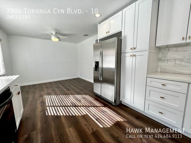Photo - 7904 Topanga Canyon Blvd