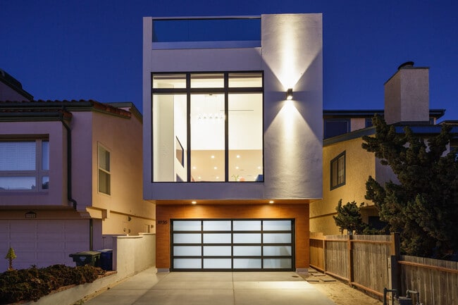 Photo - 3920 Ocean Dr