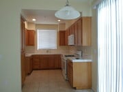 Kitchen - 460 Middlebury Ct
