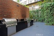 Photo - 460 S Spring St
