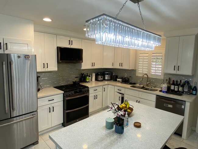 Photo - 9767 Comanche Ave