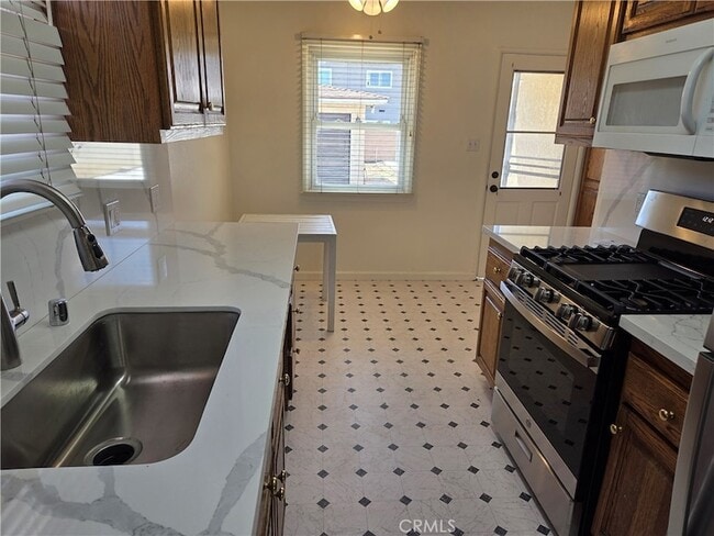 Photo - 121 N Baymar Ave