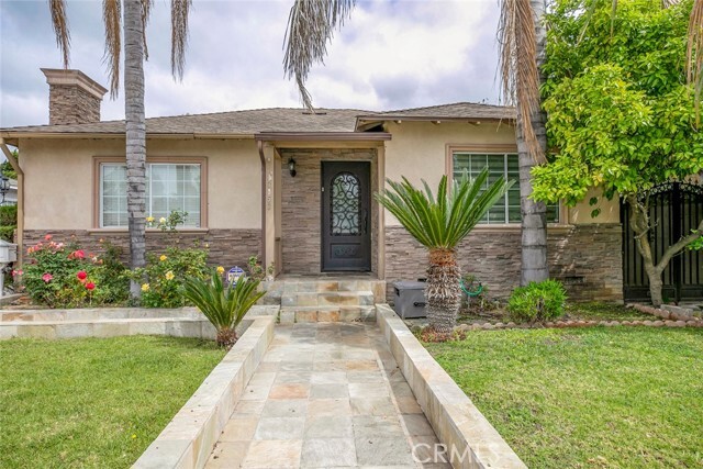 Photo - 13353 Sylvan St House