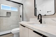 Photo - 358 N Chicago St