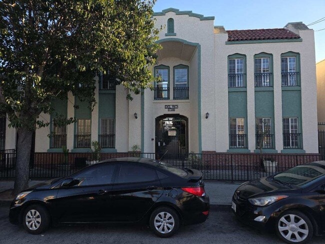 Photo - Fourth Street Unit 4th St, #8