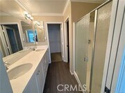 Photo - 159 E Commercial St Townhome