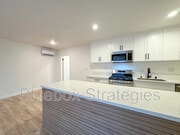 Photo - 606 Montana Ave Unit 3