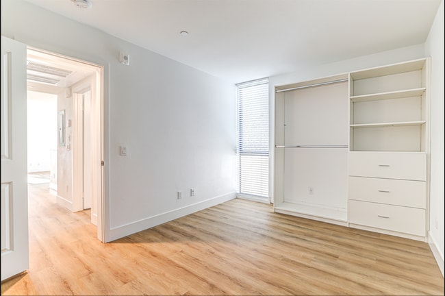 Photo - Girard Lofts