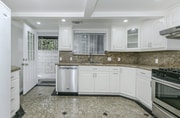 Photo - 1610 N Hoover St Apartment